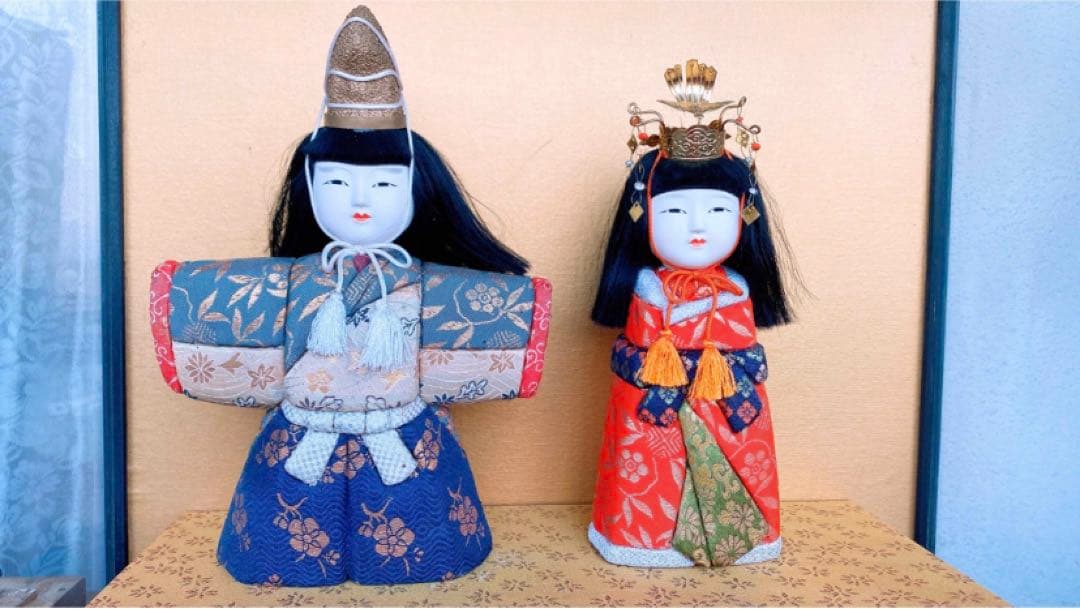 ☆親王飾り 日本人形　伝統　ガラスケース入
