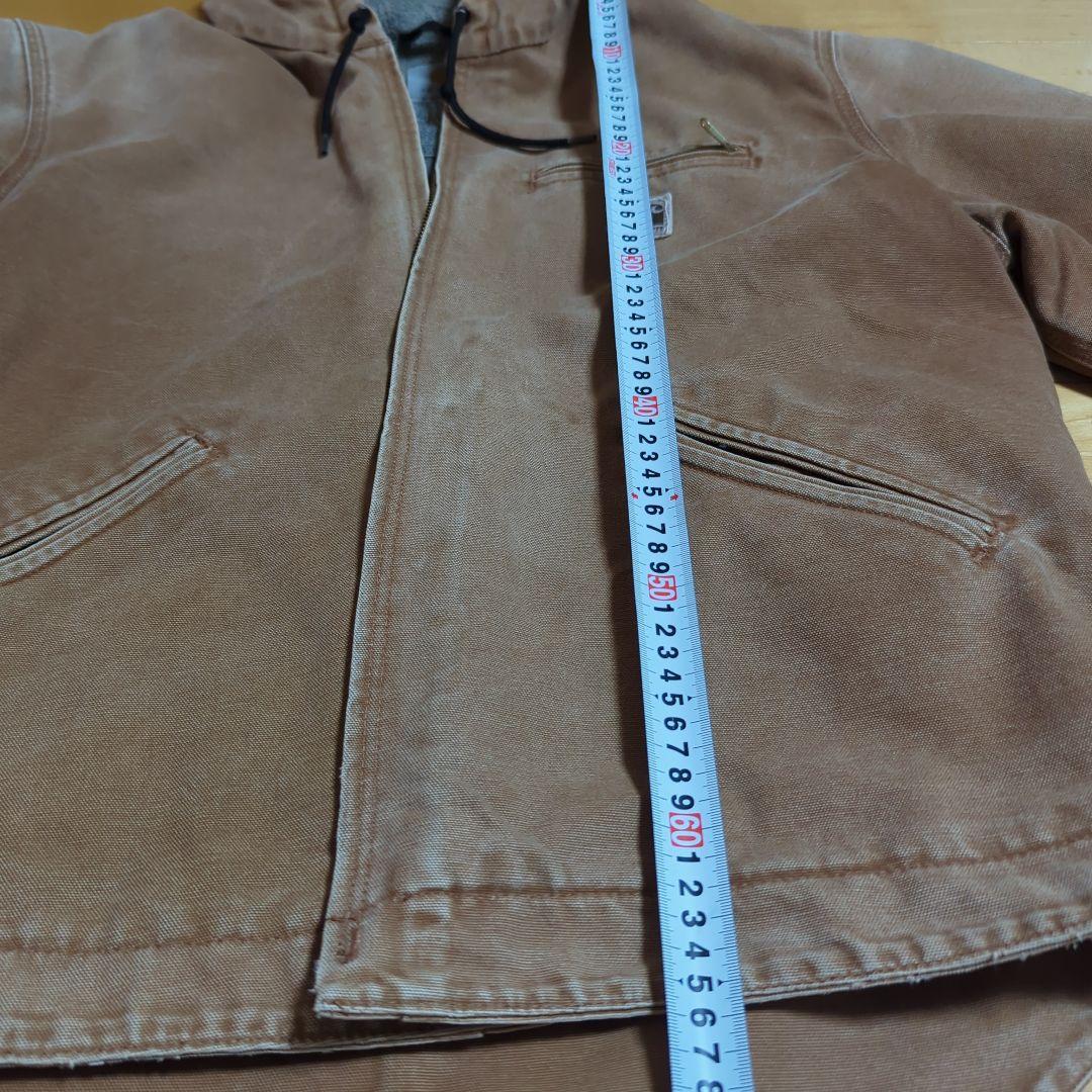 Carhartt フード付きブラウンジャケット