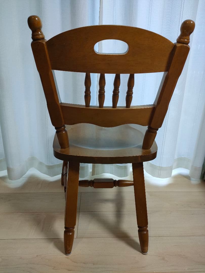 ダイニングテーブルセット　椅子4脚付き　ブラウン