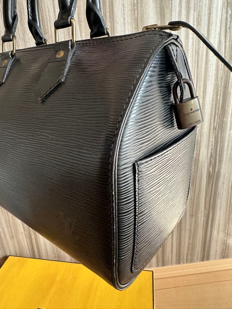 美品★ルイヴィトンエピスピーディ25ノワール