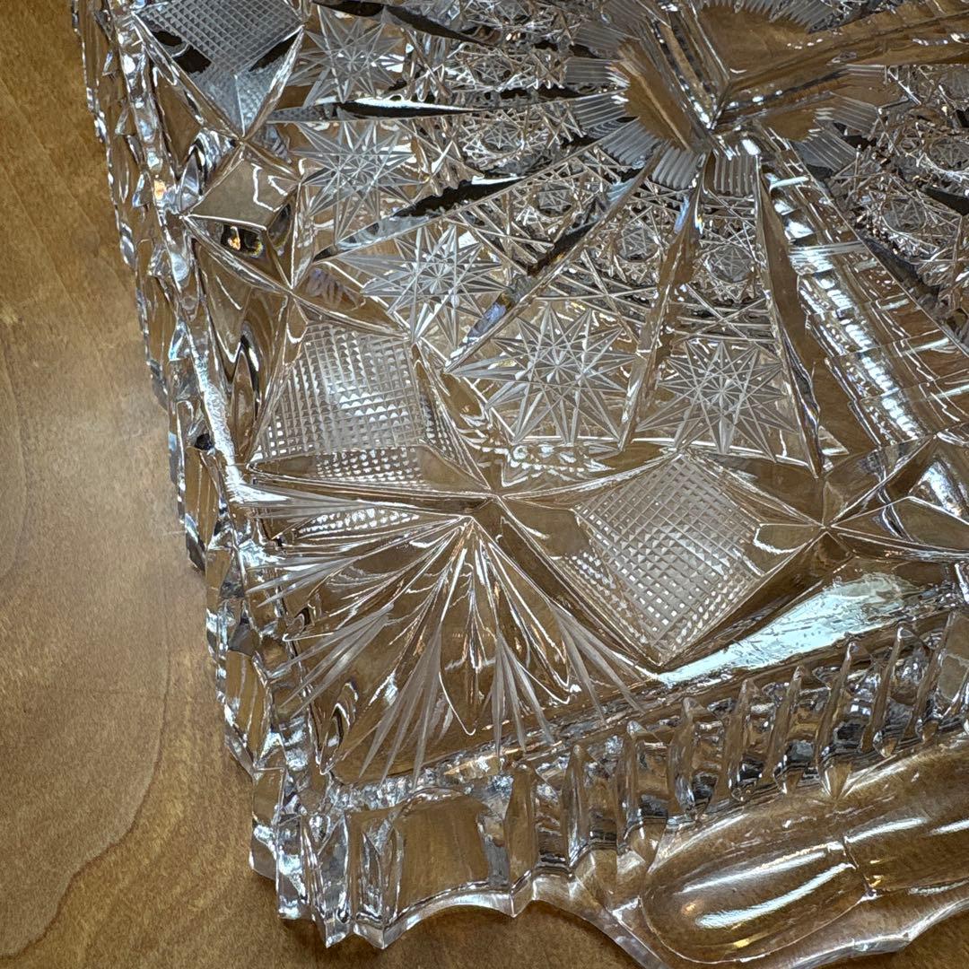 ボヘミアガラス　角皿　仕切りあり