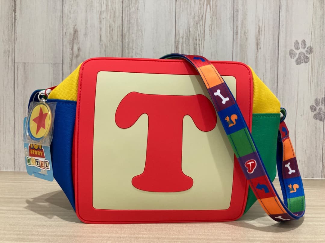 【新品未使用】トイストーリーホテル　ショルダーバック