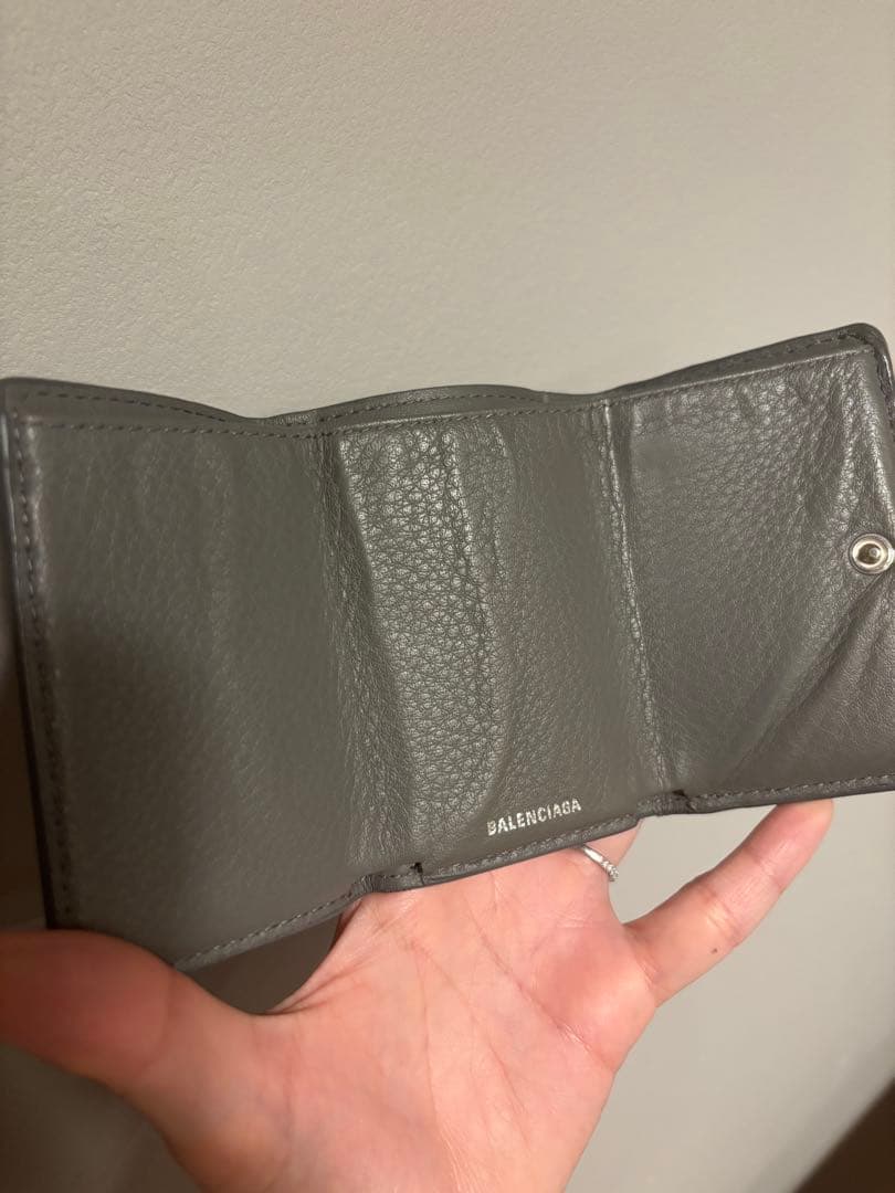 BALENCIAGA グレー 三つ折り財布