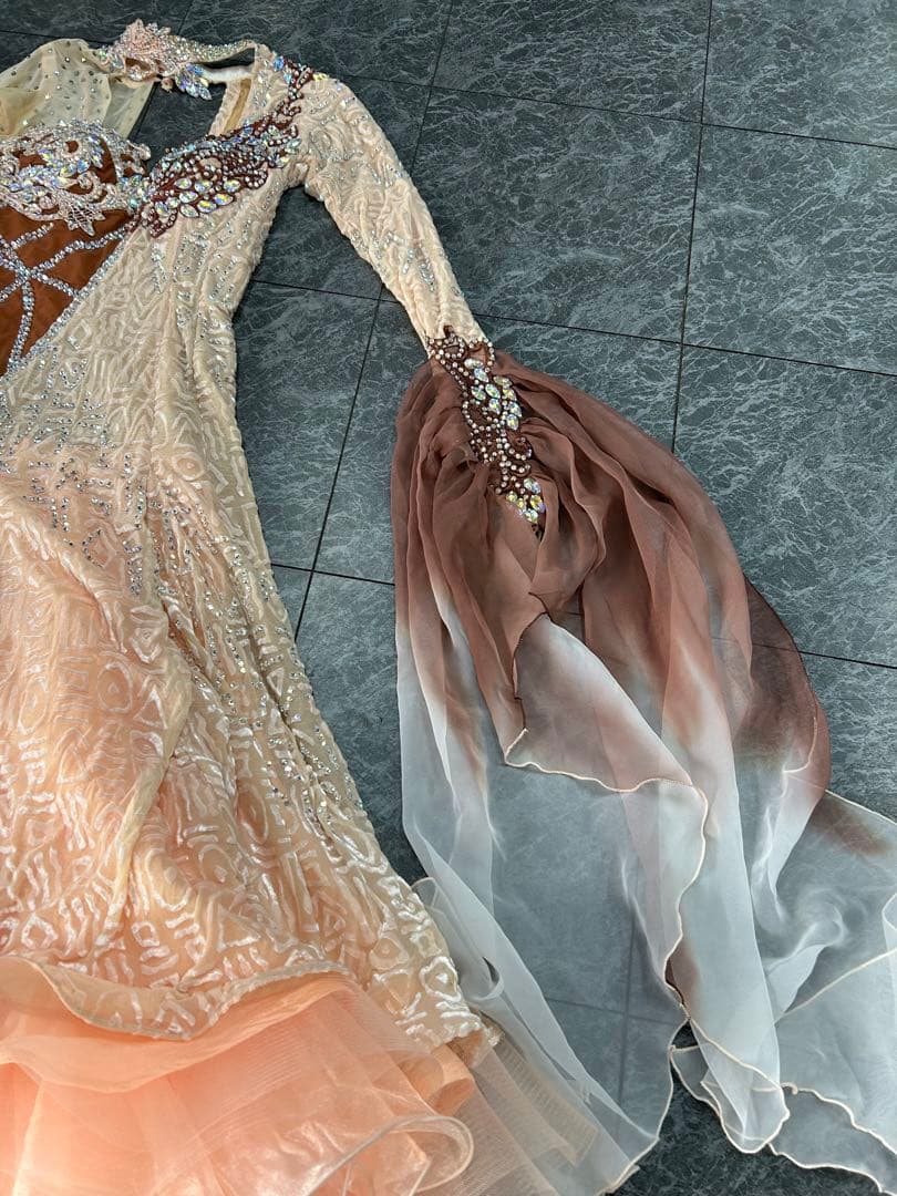 社交ダンススカート デモ用ドレス　Ｓ〜M