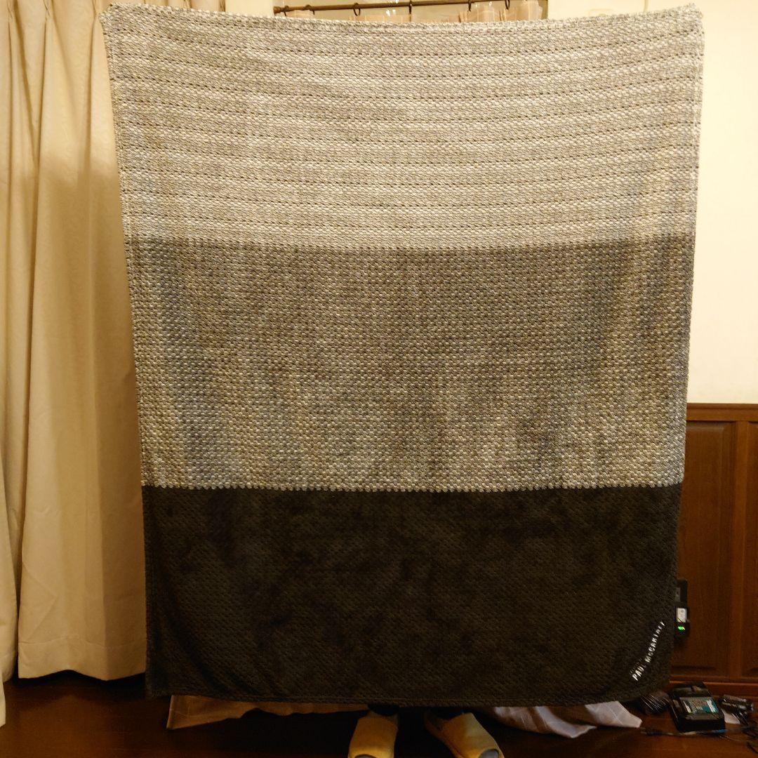 ポール・マッカートニーのサイン(刺繍)入りブランケット