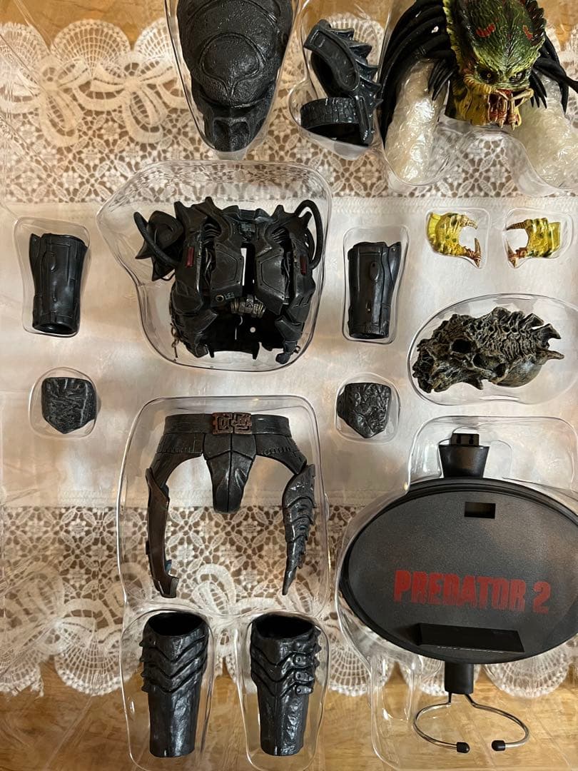 未使用品　ホットトイズ　プレデター2 ロストプレデター　1/6スケールフィギュア