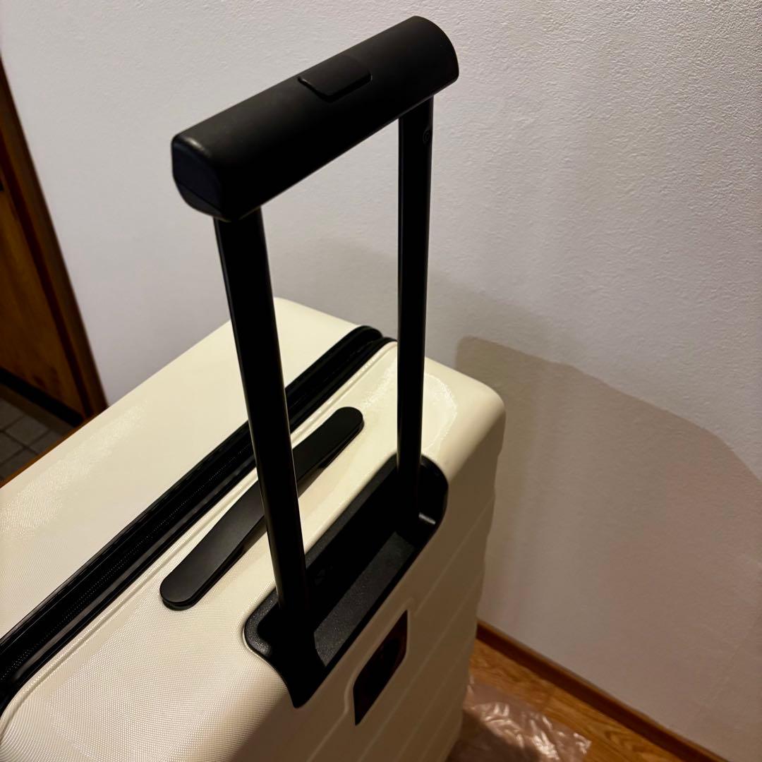 無印良品　ハードキャリー　大型(85L) 白　仕切り付き　取扱説明書付き