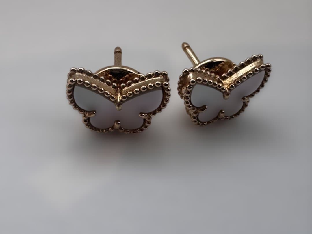 Van Cleef & Arpels スゥイートパピヨンピアス