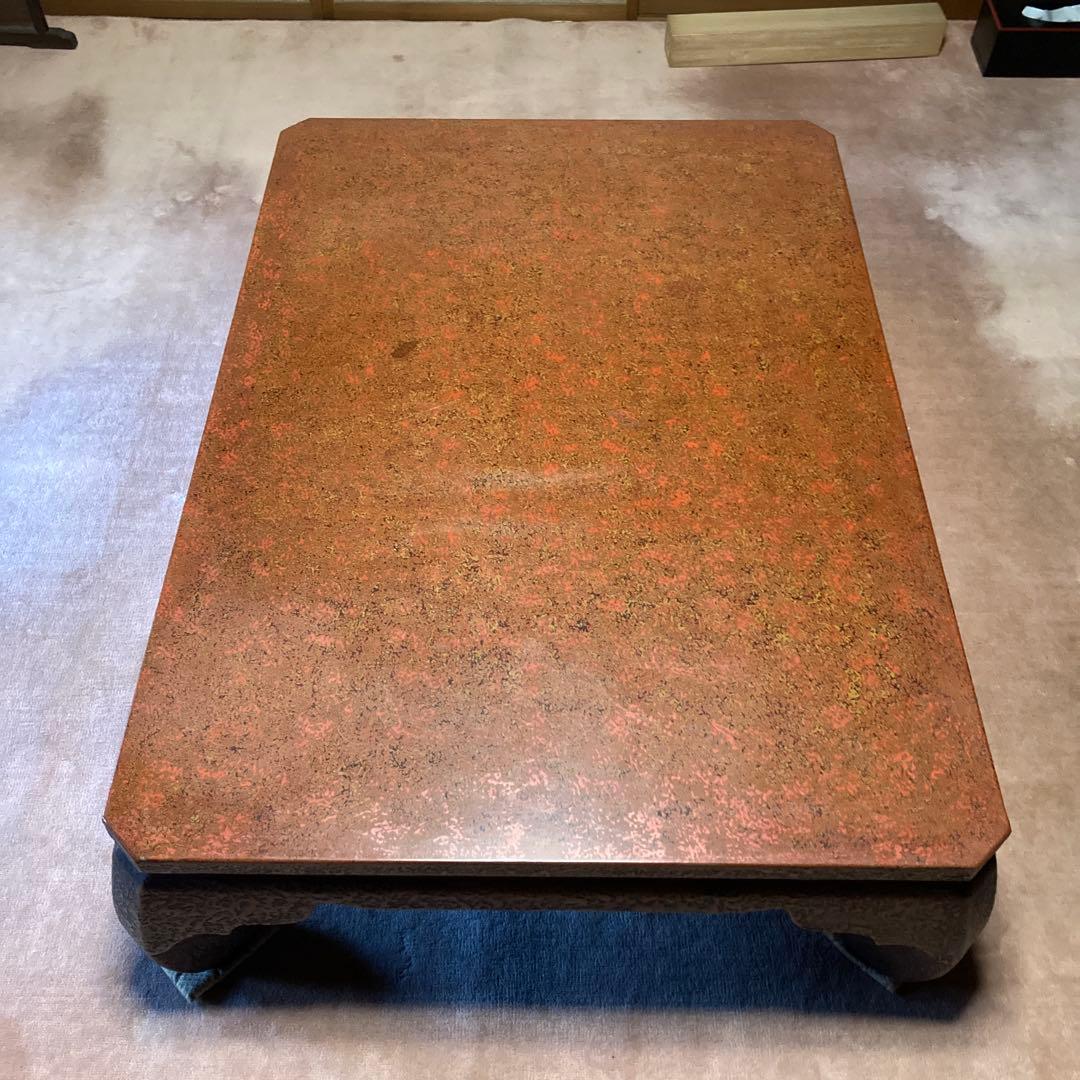 赤褐色 木製座卓 装飾的な脚部