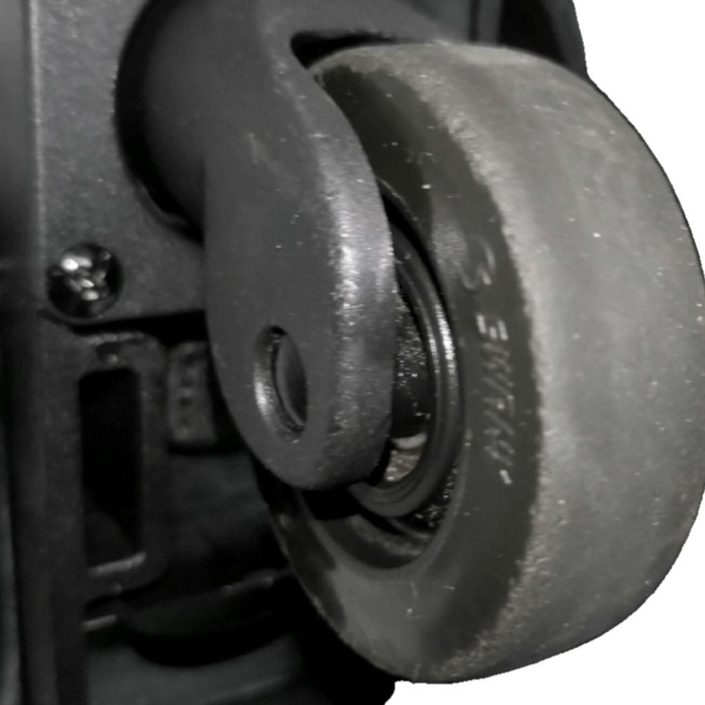 ✨美品✨スワニー　ソフトキャリー モノグラーモ　14L〜17L　ブラック　静音