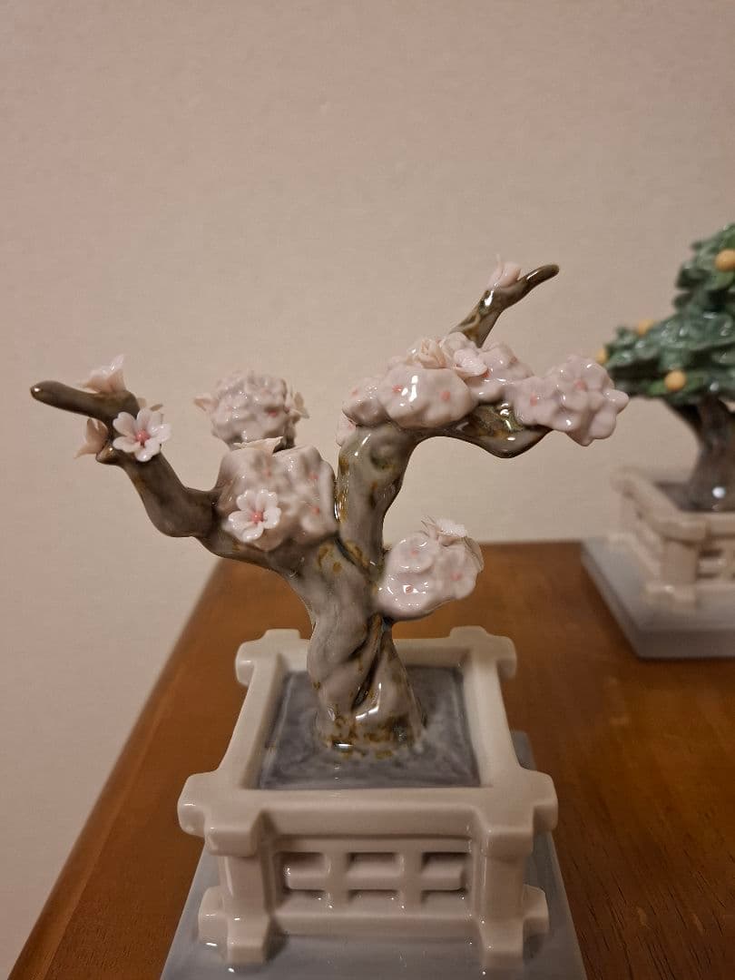 リヤドロ　　雛人形アクセサリーセット