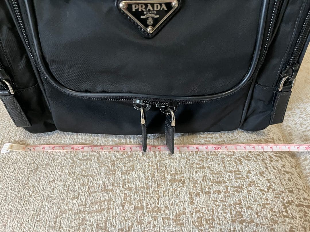 PRADA、コスメポーチ、旅行鞄、手荷物 、バニティバッグ、キャリーバッグ