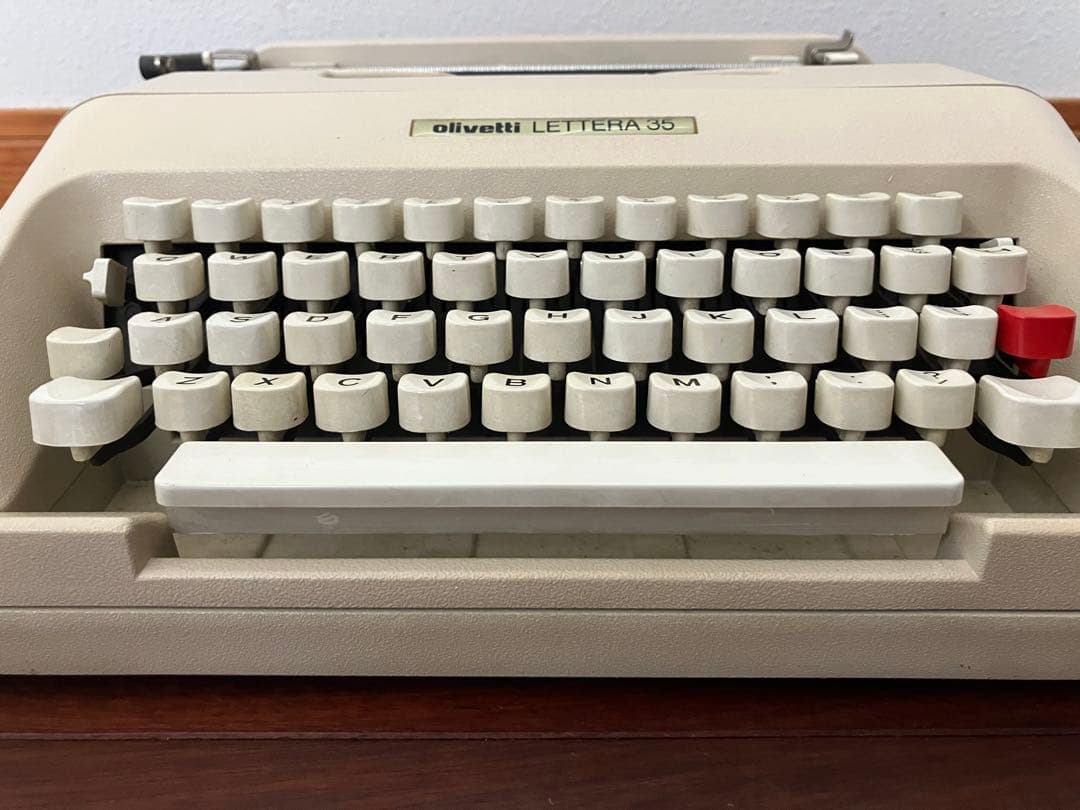 動作確認済み Olivetti オリベッティ Lettera 35 タイプライタ