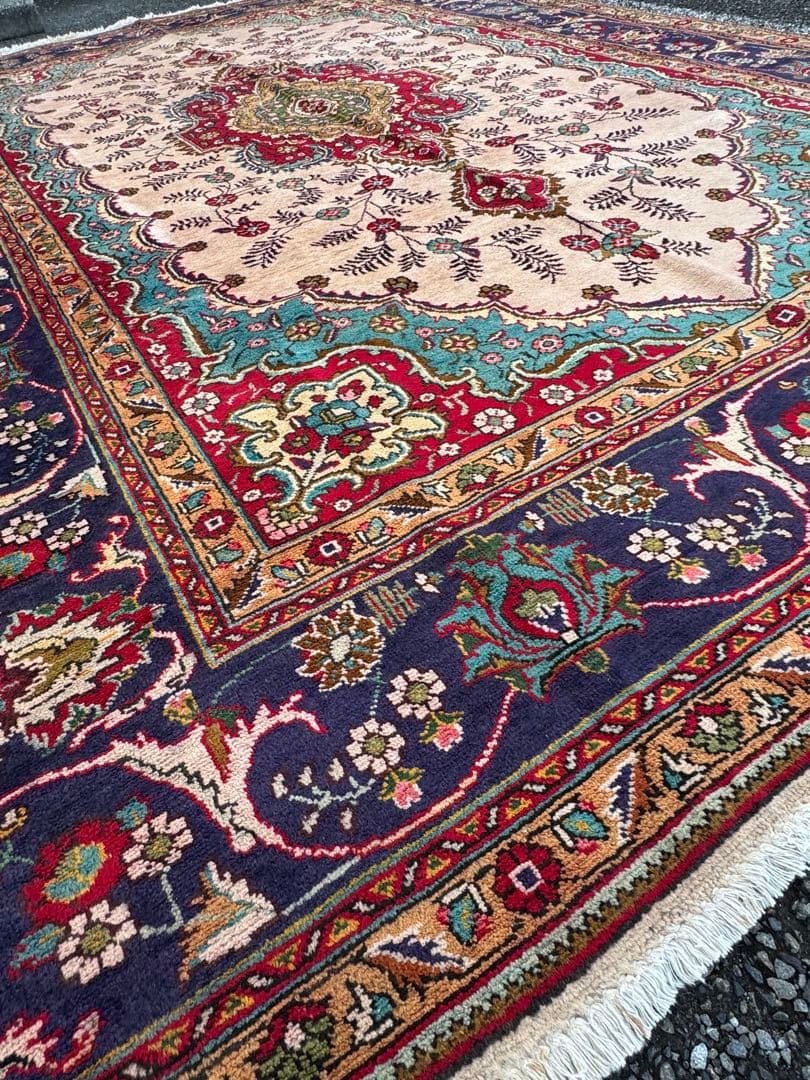 ペルシャ 手織り 絨毯 タブリーズ イラン