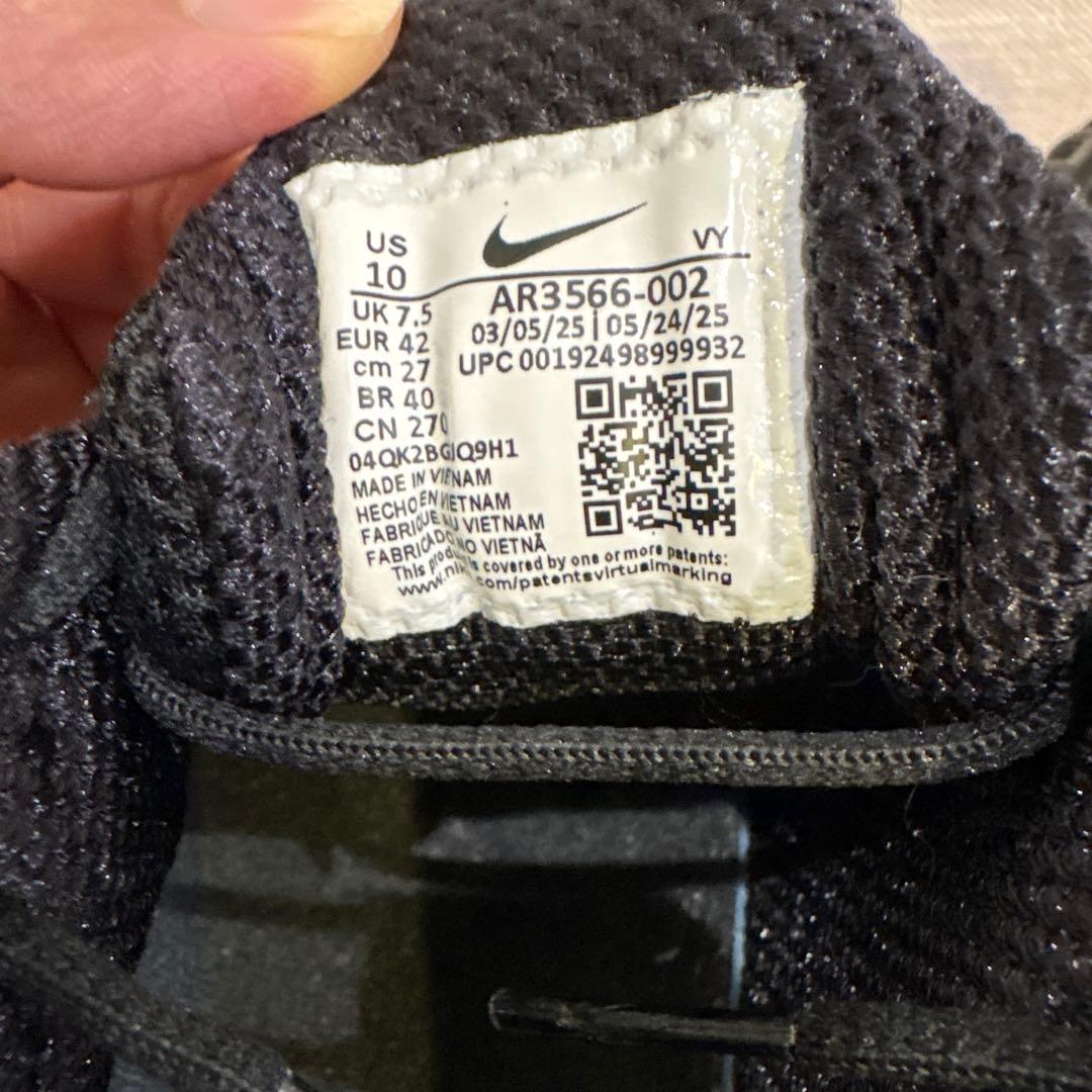 NIKE Shox ブラック スニーカー