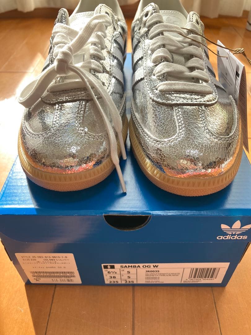 新品未使用adidas/アディダス SAMBA OGWシルバー23.5㎝