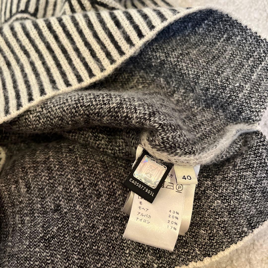 FENDI✨ストライプニット　ロゴ　ホワイト✖️ブラック