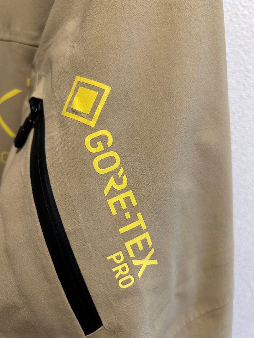Burton [ak] GORE-TEX PRO 3L ジャケット
