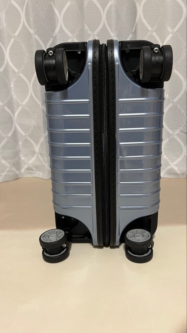RIMOWA リモワ サルサエアー ライトブルー キャリーケース 33リットル