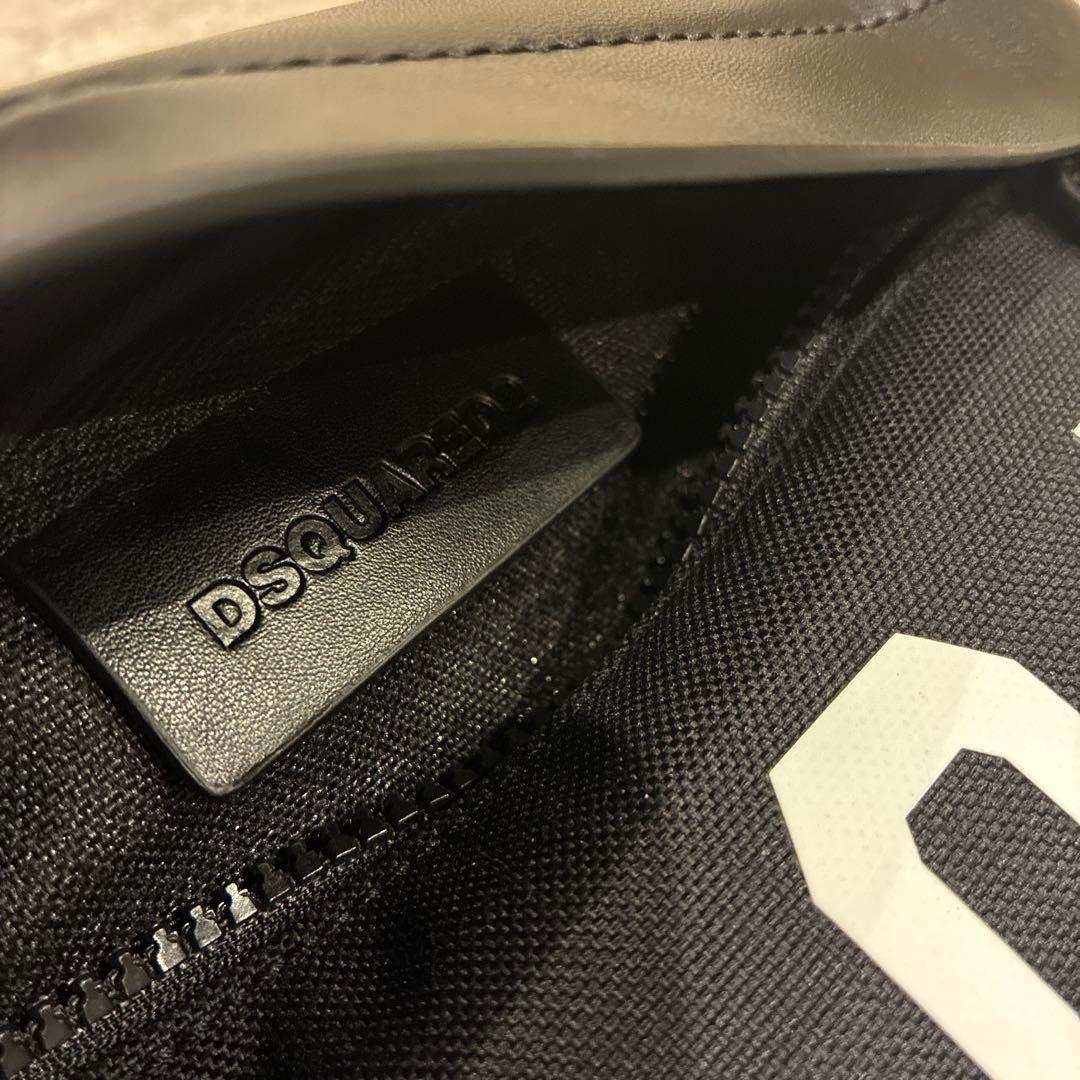 新品　DSQUARED2 アイコン ボディバッグ 牛革　レザー