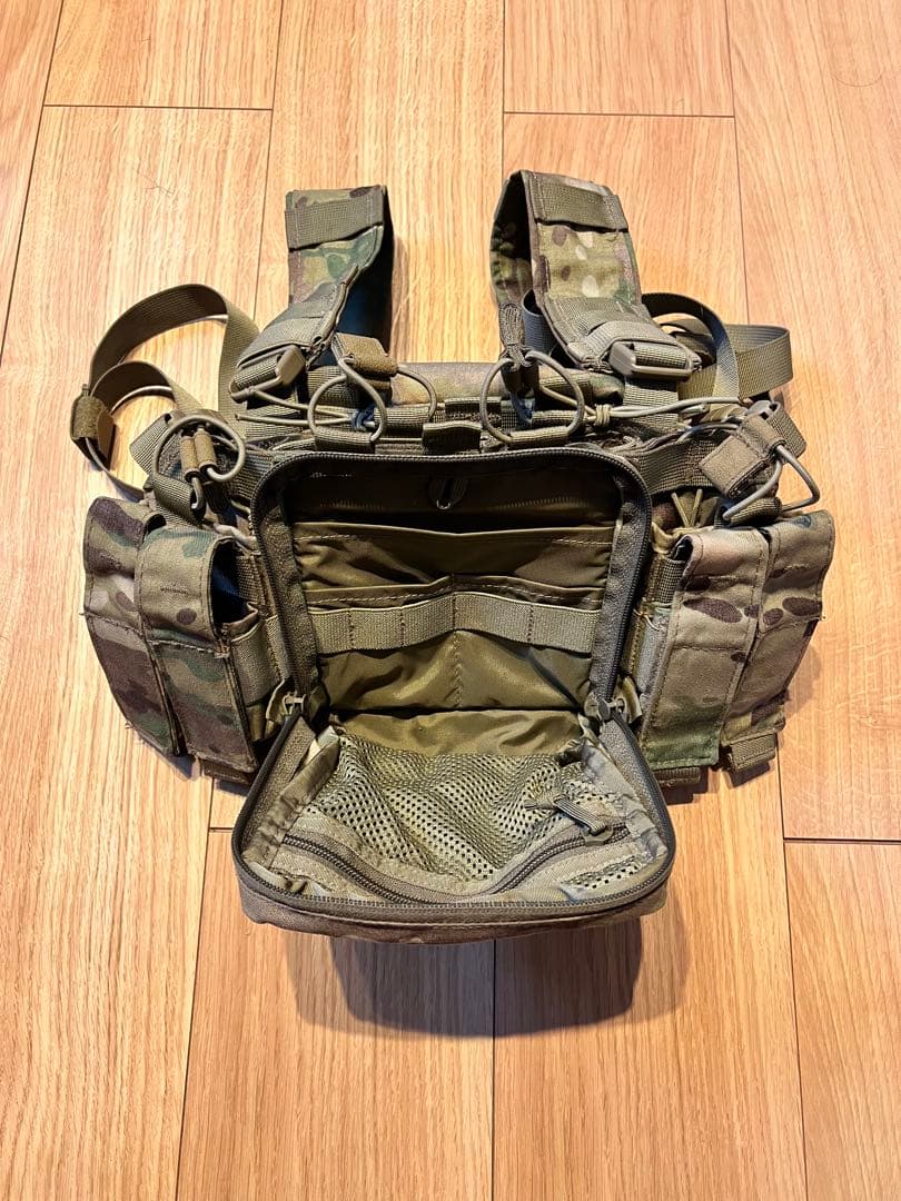 ヘリコンテックス　HELIKON-TEX マルチカム チェストリグ ナイロン製