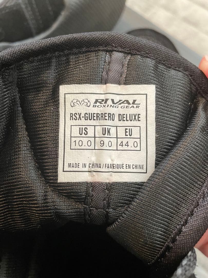 RIVAL ボクシンググローブ（14oz）&シューズセット