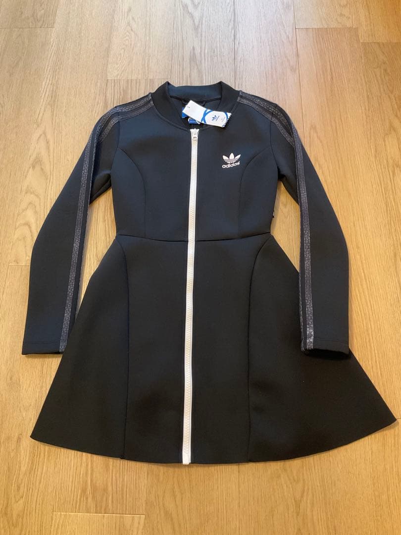 入手困難　新品adidas Originals × Rita ora ワンピース