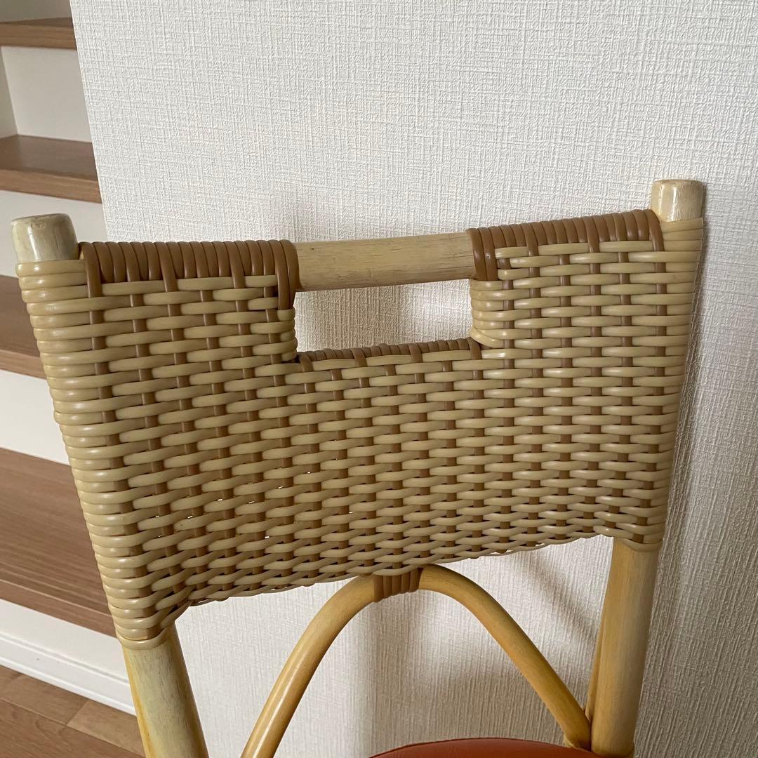 【美品】軽くて丈夫　ラタンチェア　　椅子　2脚セット