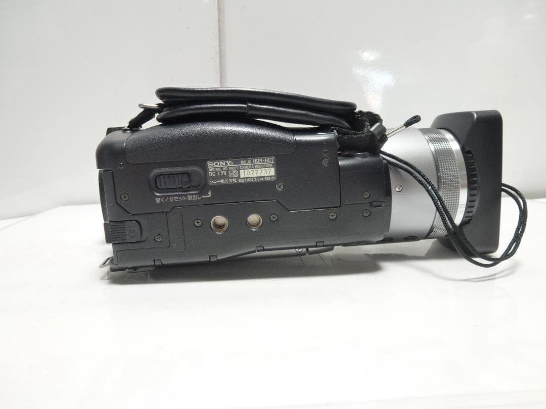 希少　動作品　Mini DV　ソニーデジタルビデオカメラSONY HDR-HC1