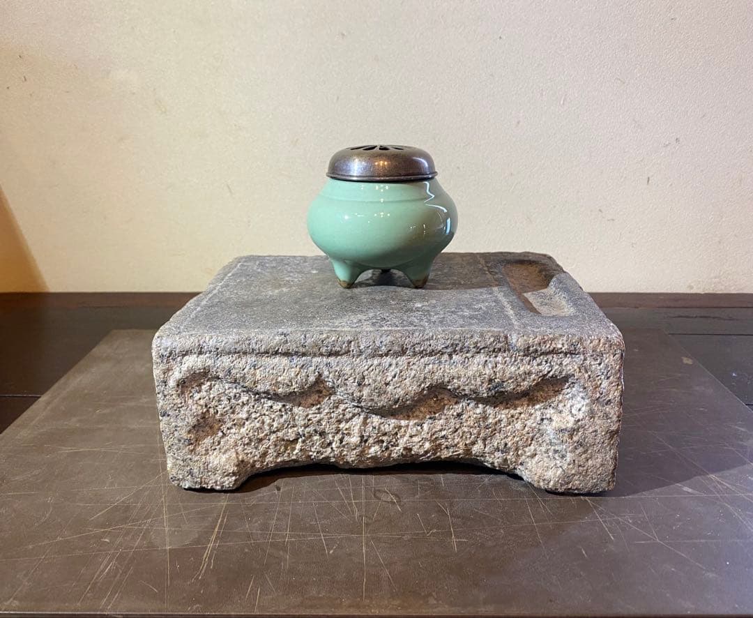 李朝アンティーク　自然石　硯 ・飾り台　花台・香台　ヴィンテージ　レア