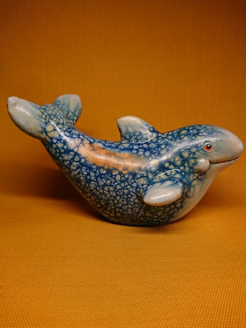 クジラ　陶器　手描き　オブジェ　置物　インテリア　工芸品　美術品　A3117