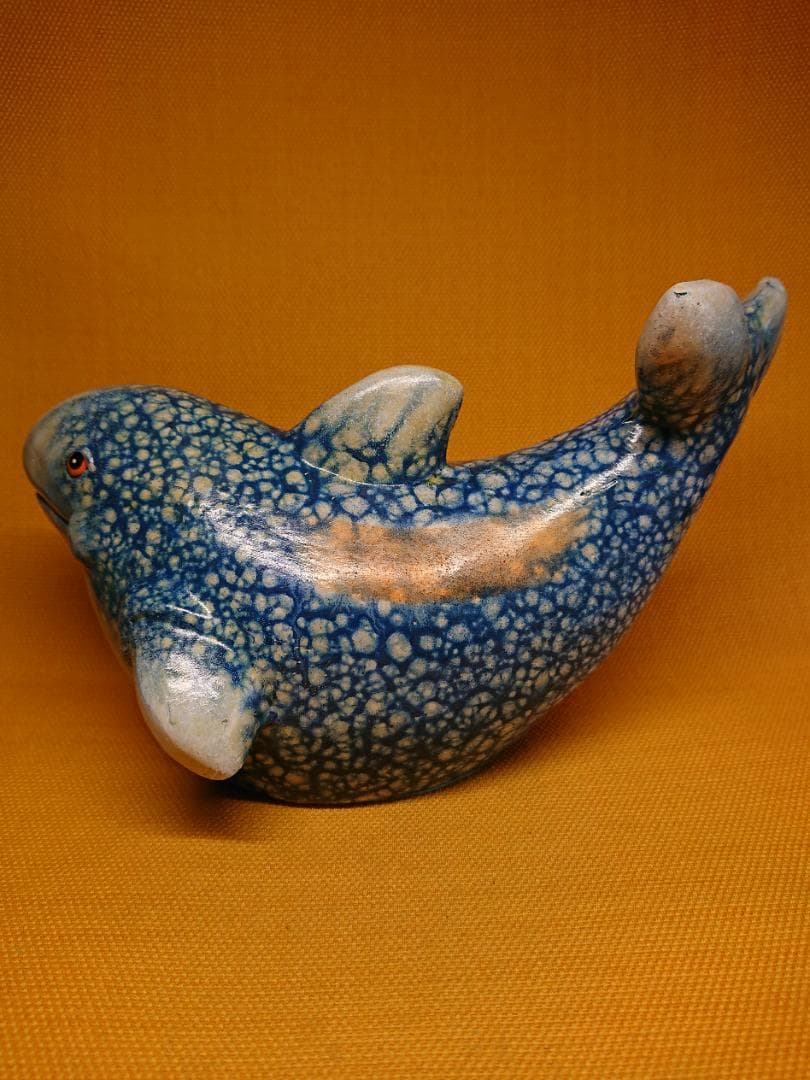 クジラ　陶器　手描き　オブジェ　置物　インテリア　工芸品　美術品　A3117