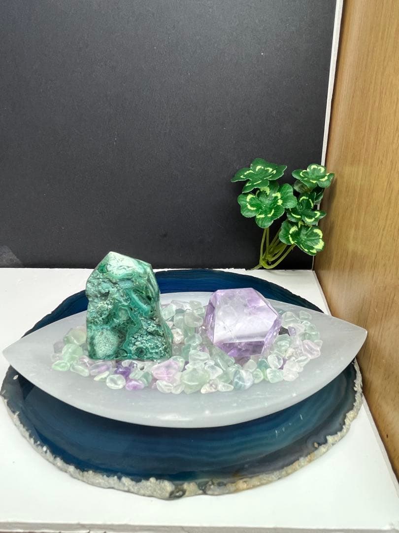 天然石　セレナイト　お皿　フローライト細石50g⭐️2032