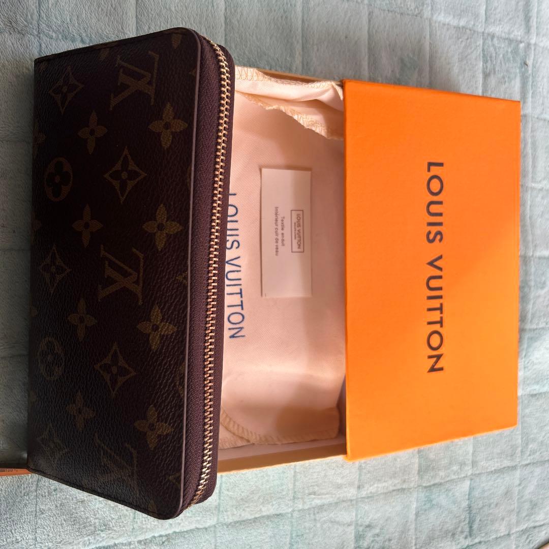 LOUIS VUITTON ブラウン長財布