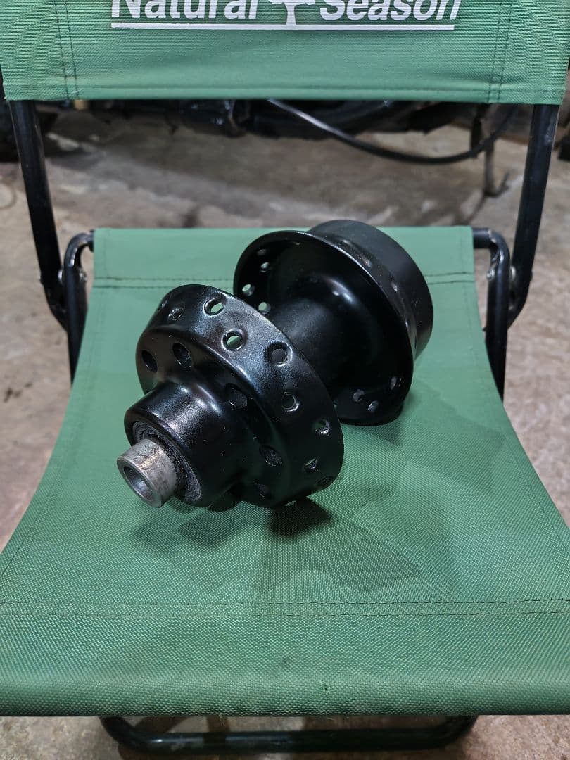 ハーレーフロントハブ７４スプリンガー