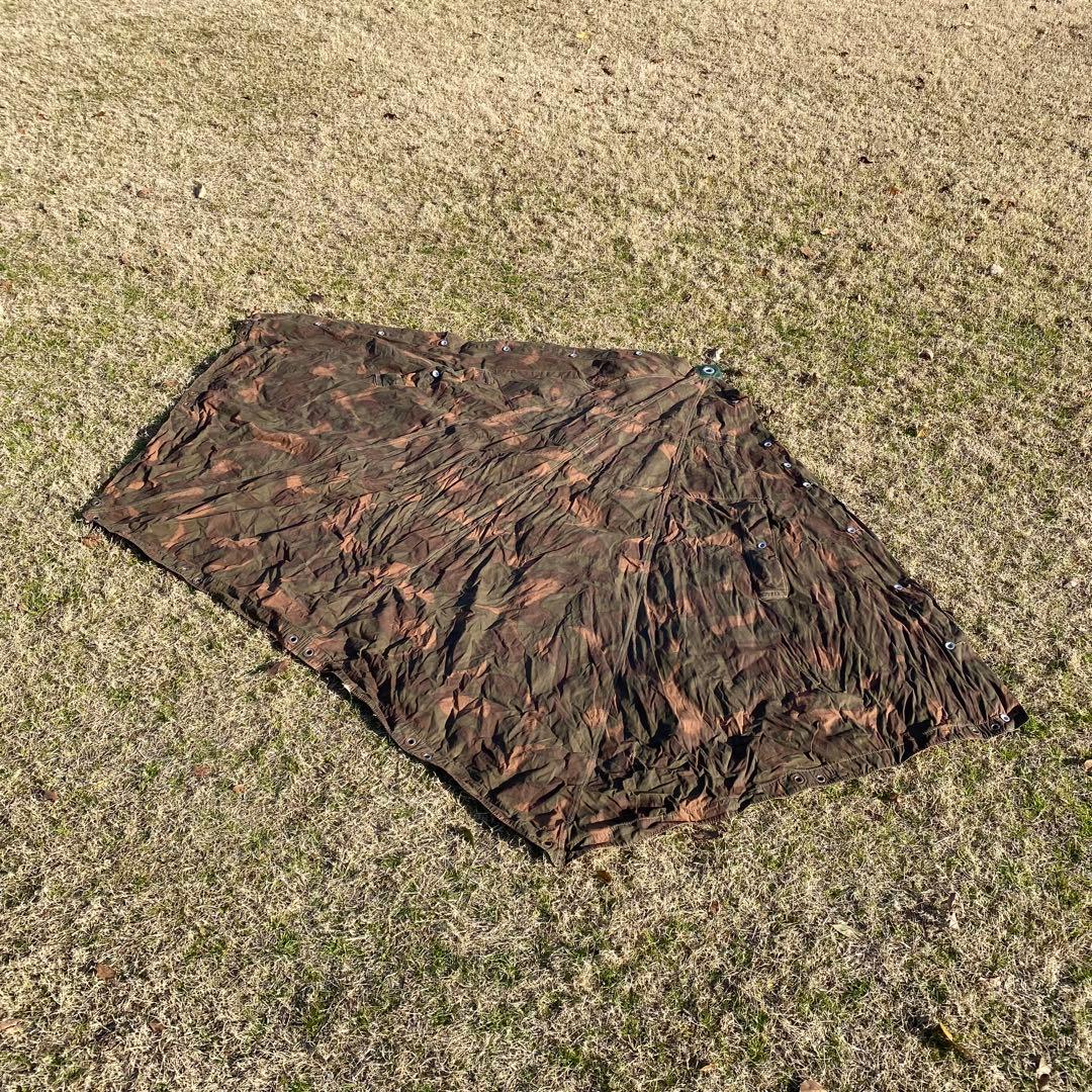 ハンガリー軍幕③　ポンチョ　２枚　ポール・ペグセット　 ワンポールテント