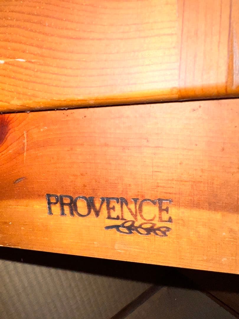 コスガのフレンチ・カントリー家具シリーズ、Provenceの コーナーシェルフ