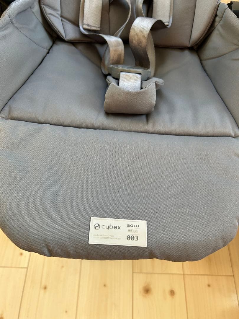 cybex サイベックス　メリオカーボン　モニュメントグレー 2022年モデル