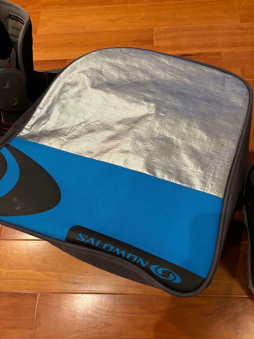 Salomon スノーボードブーツ グレー/ブラック/レッド/ ブーツケース付き