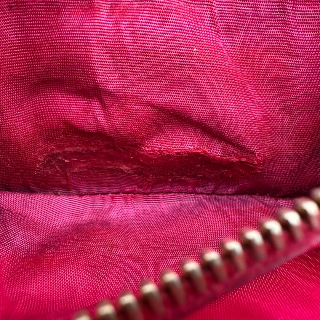 ✨美品✨プラダ　長財布　メタルロゴ　バイカラー　サフィアーノレザー　黒　赤