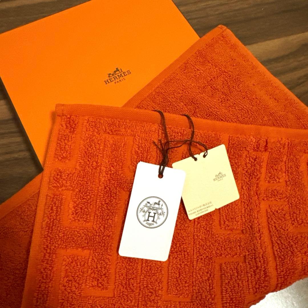HERMES カレ・タオル《ステアーズ》 オレンジ