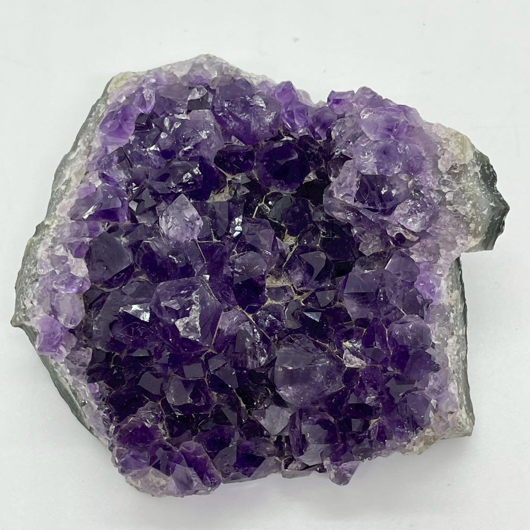 ウルグアイ産アメジストクラスター