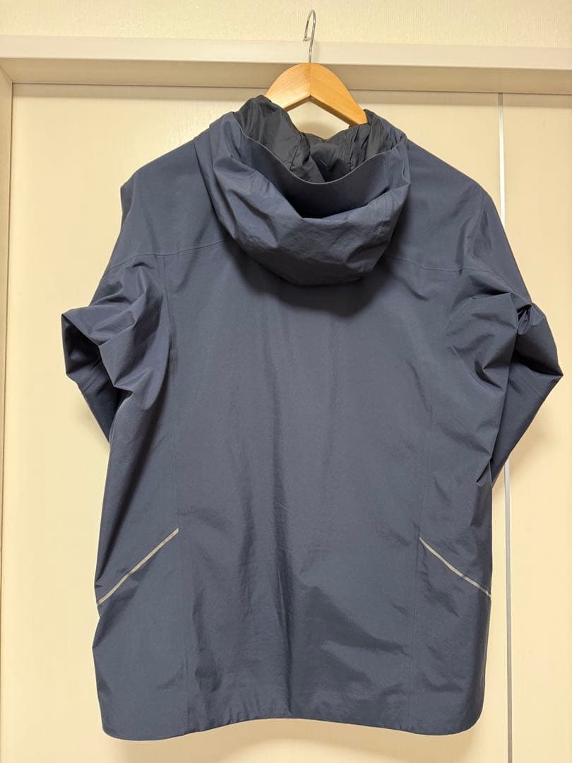 ARC'TERYX ソラノフーディ Sサイズ 防風 撥水 軽量