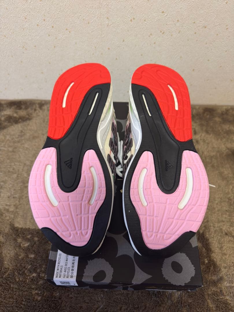 adidas マリメッコ　コラボ スニーカー　24cm