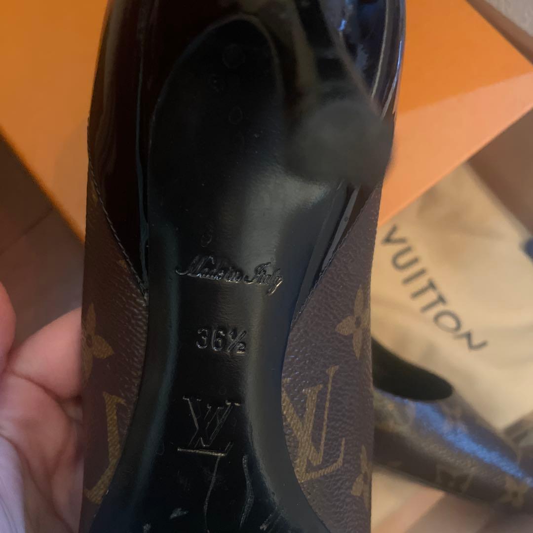 LOUIS VUITTON モノグラムパンプス