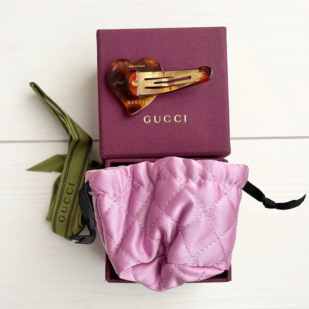 GUCCI グッチ　ヘアピン　ヘアアクセ　インターロッキングG付き ヘアクリップ