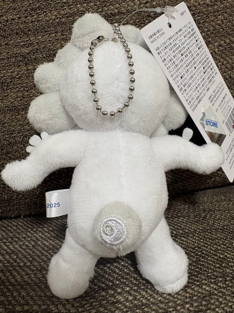 【即日発送】　新品　白ミャクミャク　ボールチェーン　B