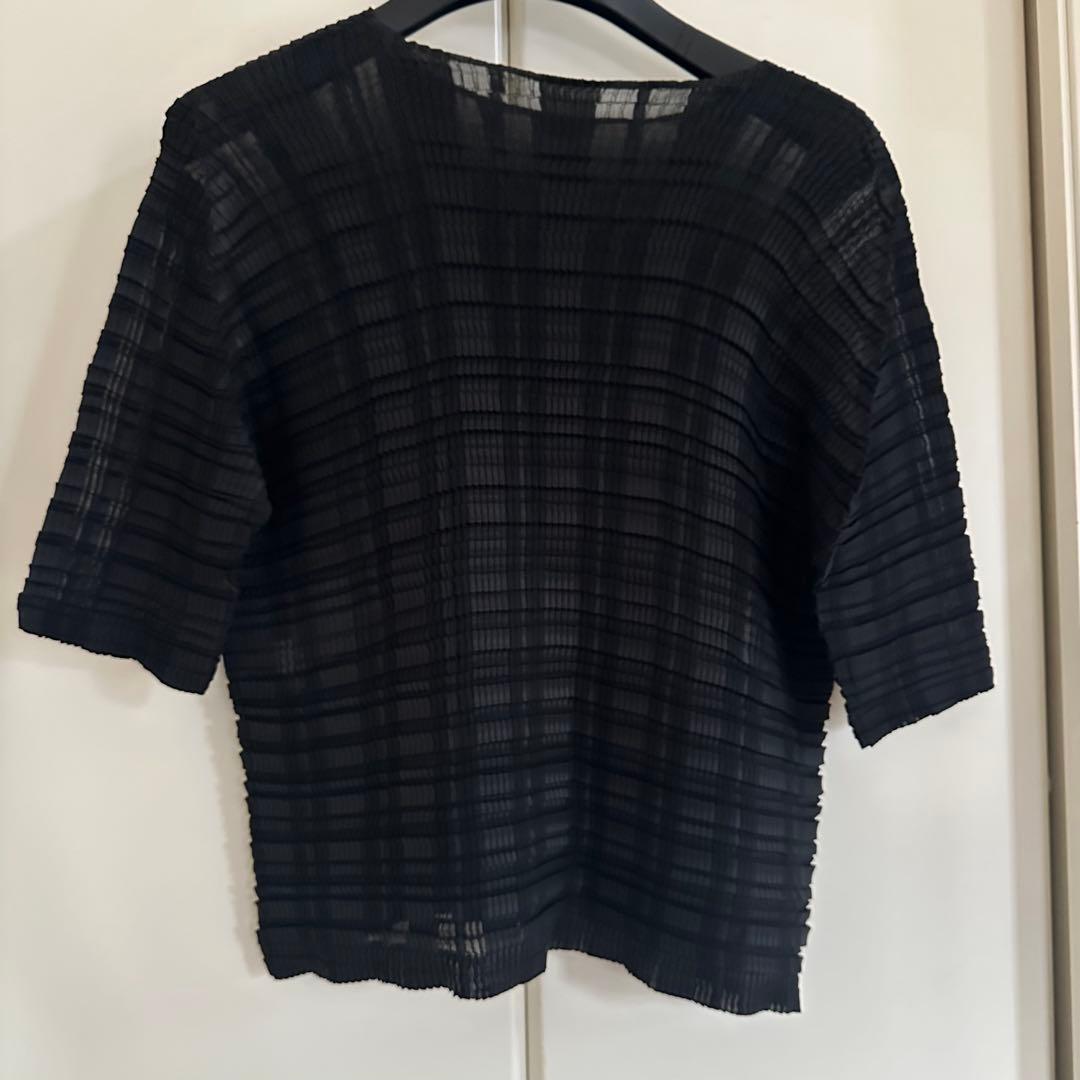 【美品】 ISSEY MIYAKE トップス ブラウス 半袖 黒