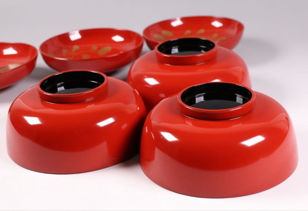 【CM361】輪島塗 宝尽くし金蒔絵 朱塗椀 三客 小槌 軍配 霊芝 木製漆器