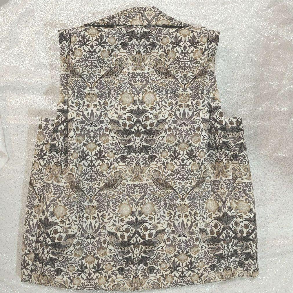 モリス　いちご泥棒2色使用3歳被布着物セット　ベレー帽付